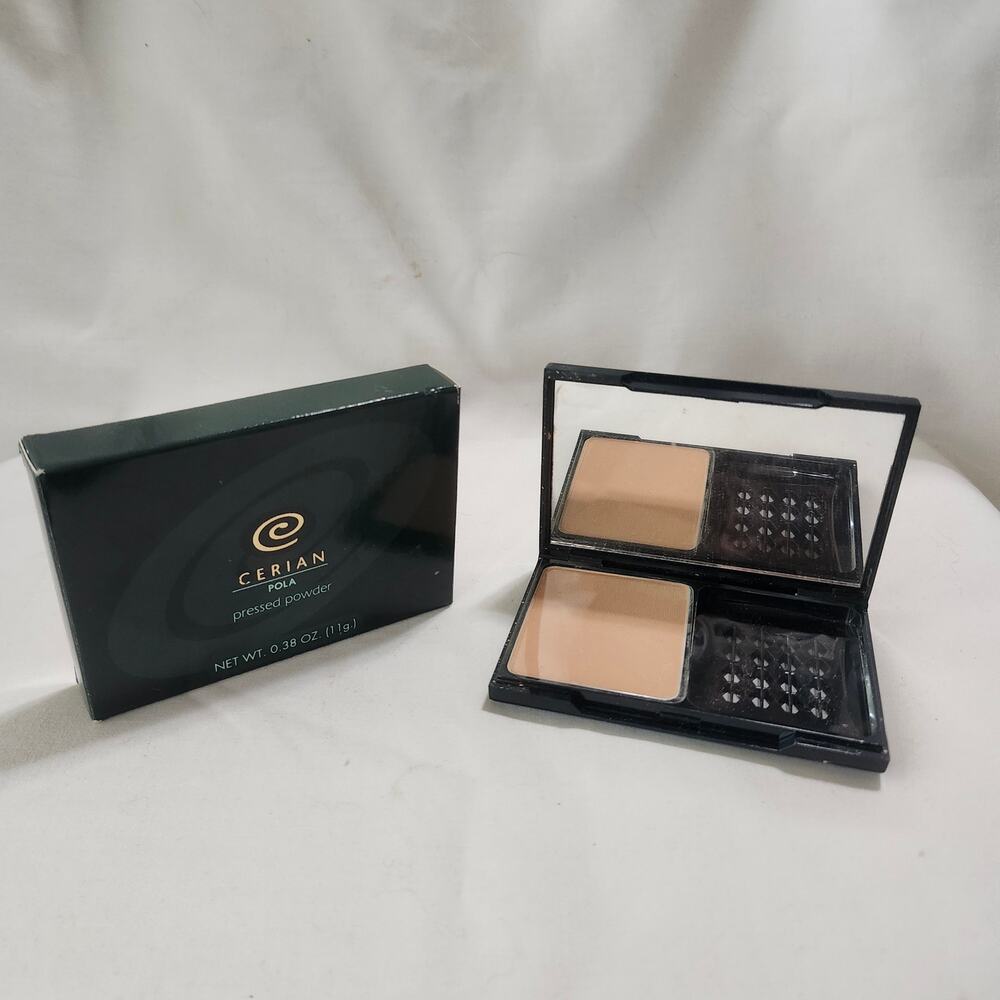 Pressed Powder Pola Cerian .38 Oz Natural Beige Mirrored Compact D2